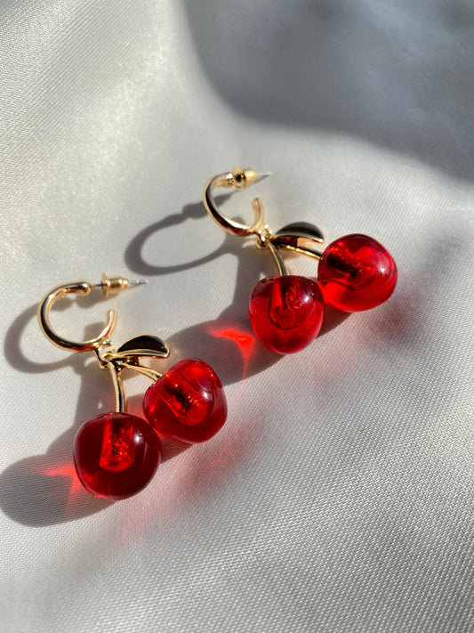 Cherry Küpe