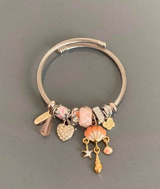 İstiridye Pandora